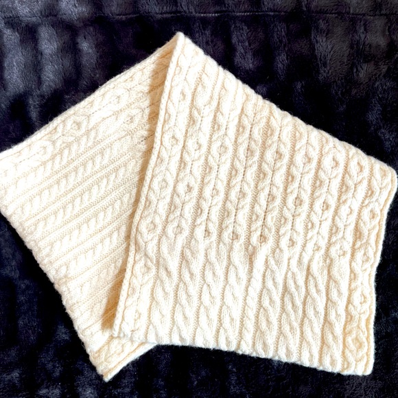 Irish wool wrap/ scarf Blarney Country Heritage Woolen Mills Ireland! - Picture 2 of 5